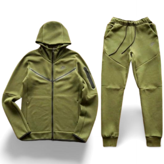 TECH FLEECE – MILITARY GREEN